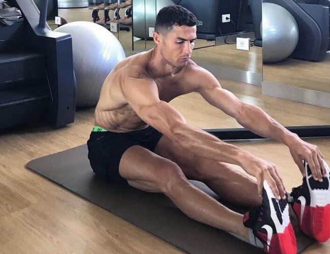 Cristiano Ronaldo Workout Routine And Diet Plan Updated April 2023 4434