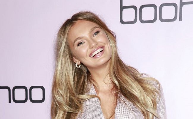 5. Romee Strijd's Blonde Hair Care Routine - wide 6